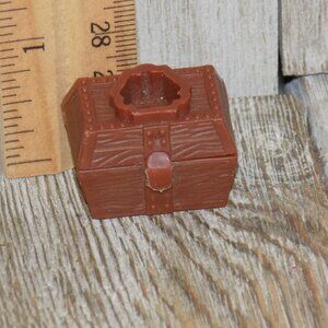 TRUNK PLASTIC TOY, BUILDING TOYS *